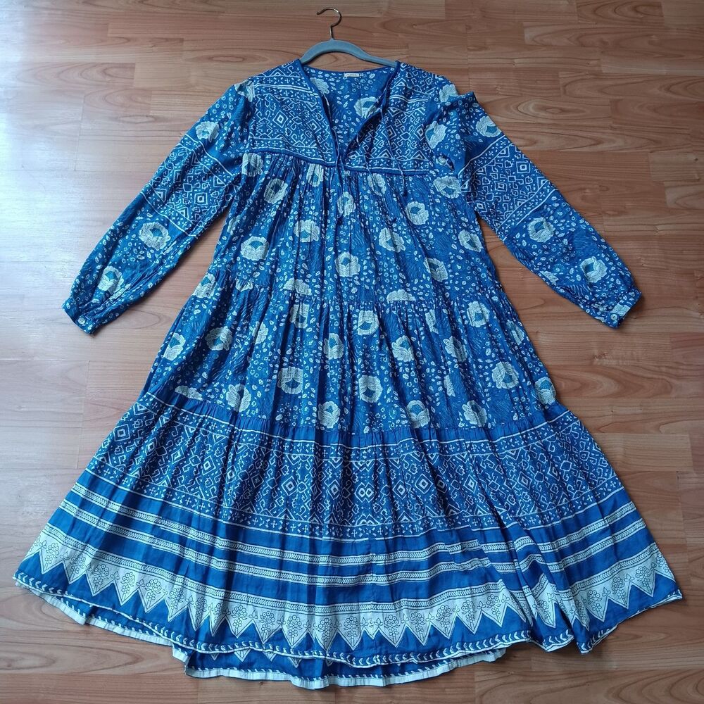 Matta‎ blue floral print midi length v neck boho summer Size M tie front